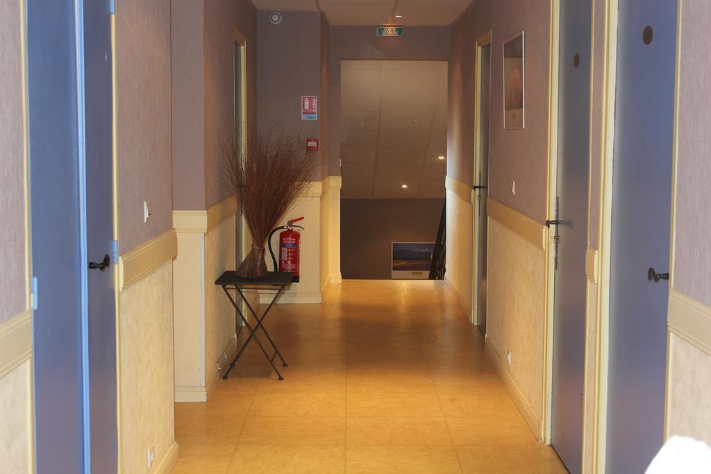 Logis Hotel Le Manoir & Lounge Apt Cameră foto