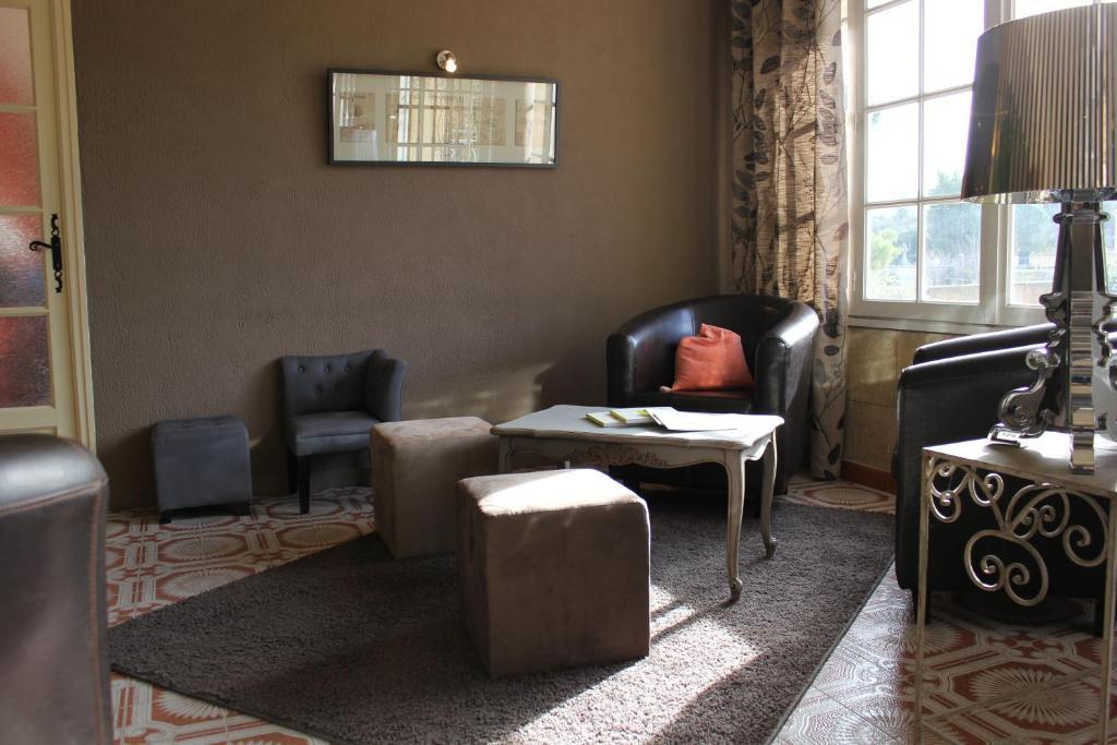 Logis Hotel Le Manoir & Lounge Apt Exterior foto
